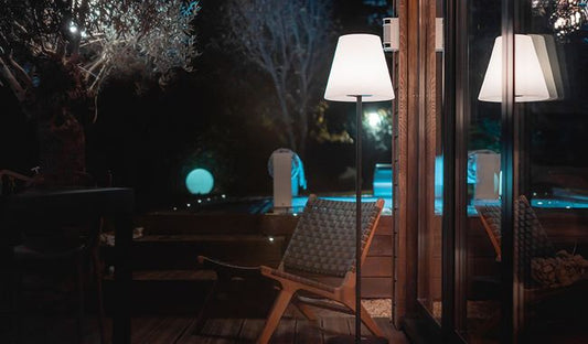 Solcelle utendørs gulvlampe, Ezilight