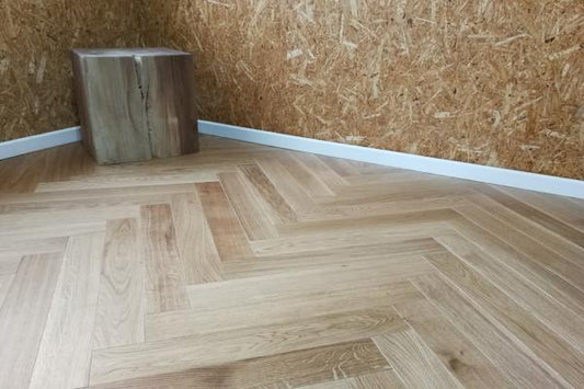 Naturel Fransk Eik Fiskebensparkett med klikksystem